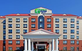 Holiday Inn Express And Suites Latham Ny